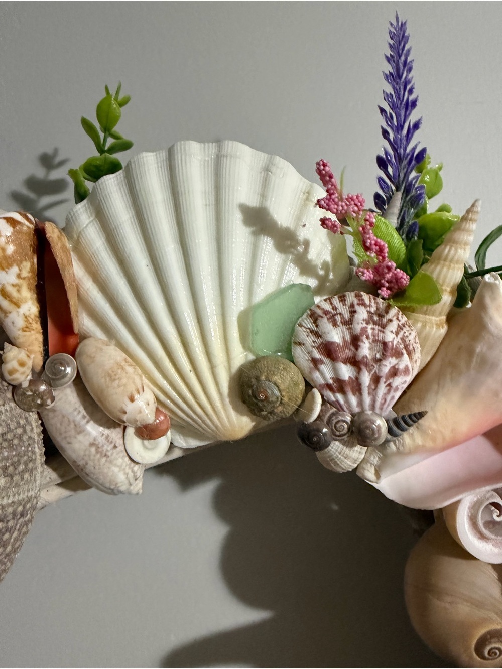 SeaShell Wreath | Coastal Decor | Beach Cottage | Handcrafted - Picture 4 of 15